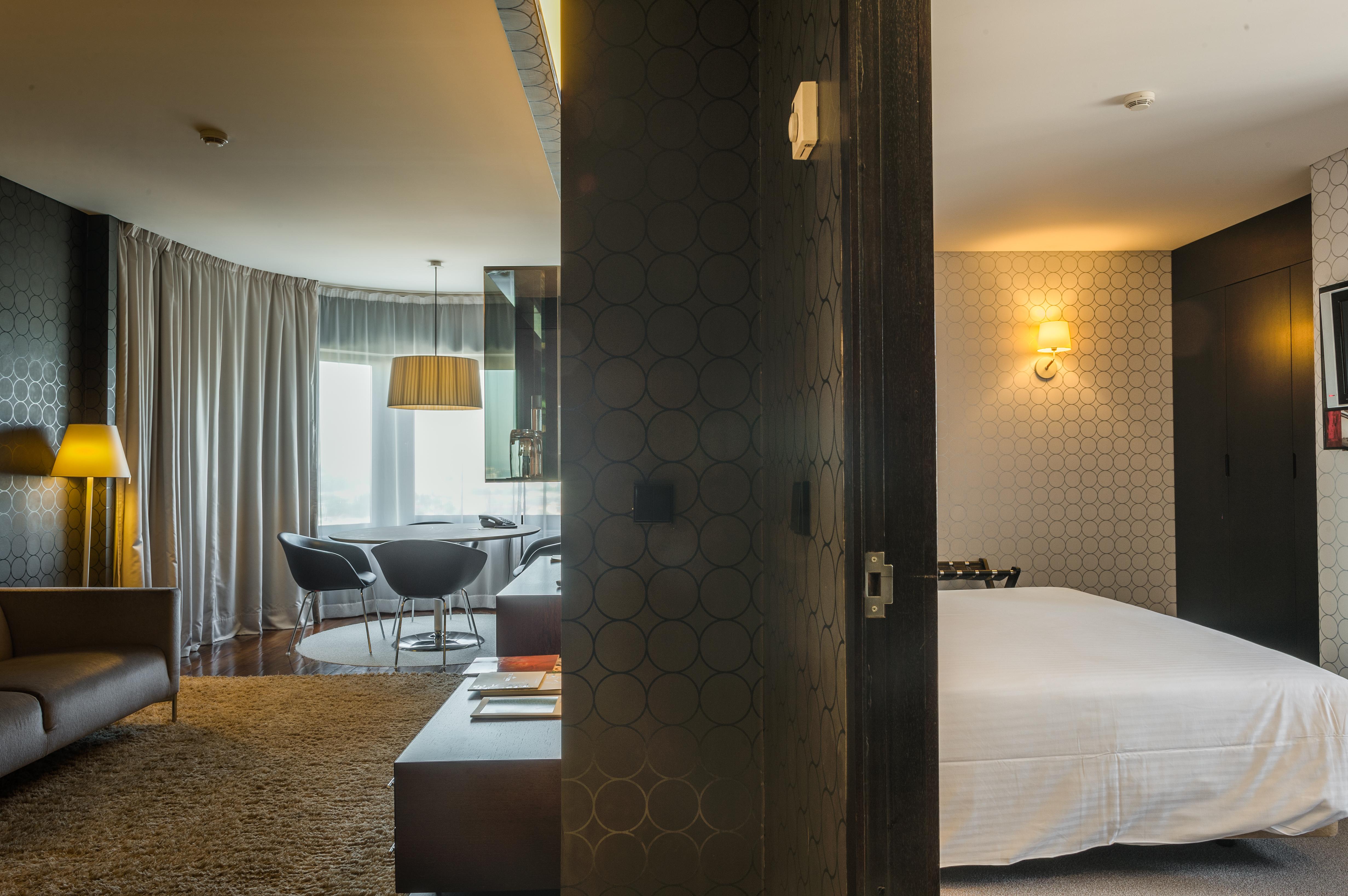 Porto Palacio Hotel By The Editory ภายนอก รูปภาพ A suite at the hotel