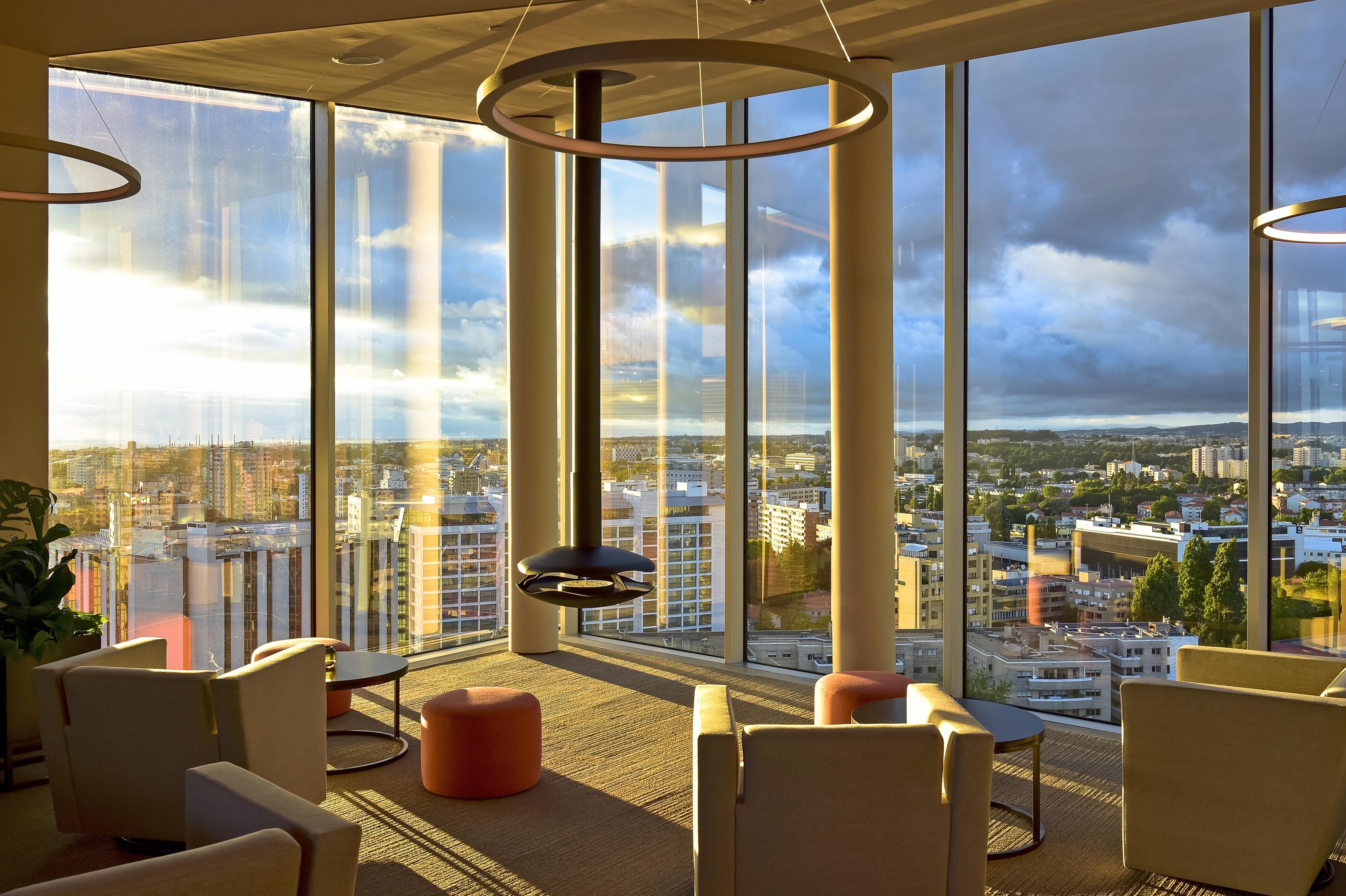 Porto Palacio Hotel By The Editory ภายนอก รูปภาพ Skyline's Sky Lounge